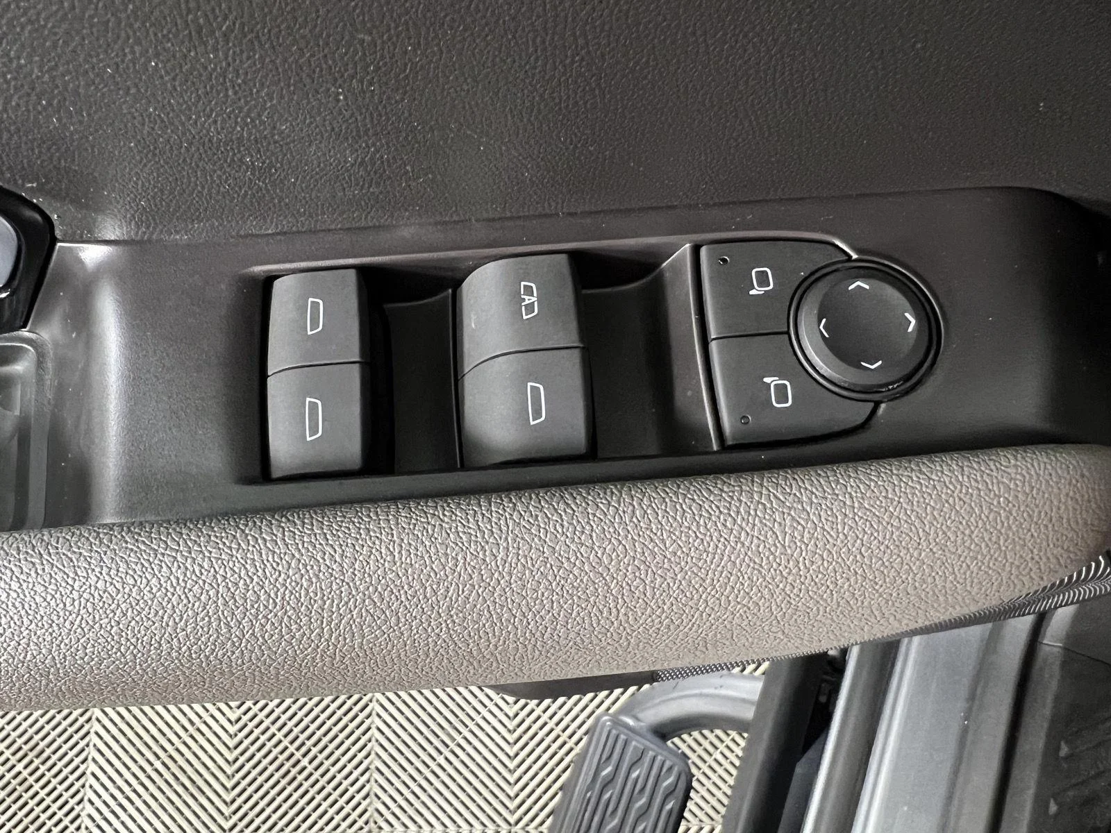 Used 2024 Sterling Gray Metallic Chevrolet ZR2 image 16