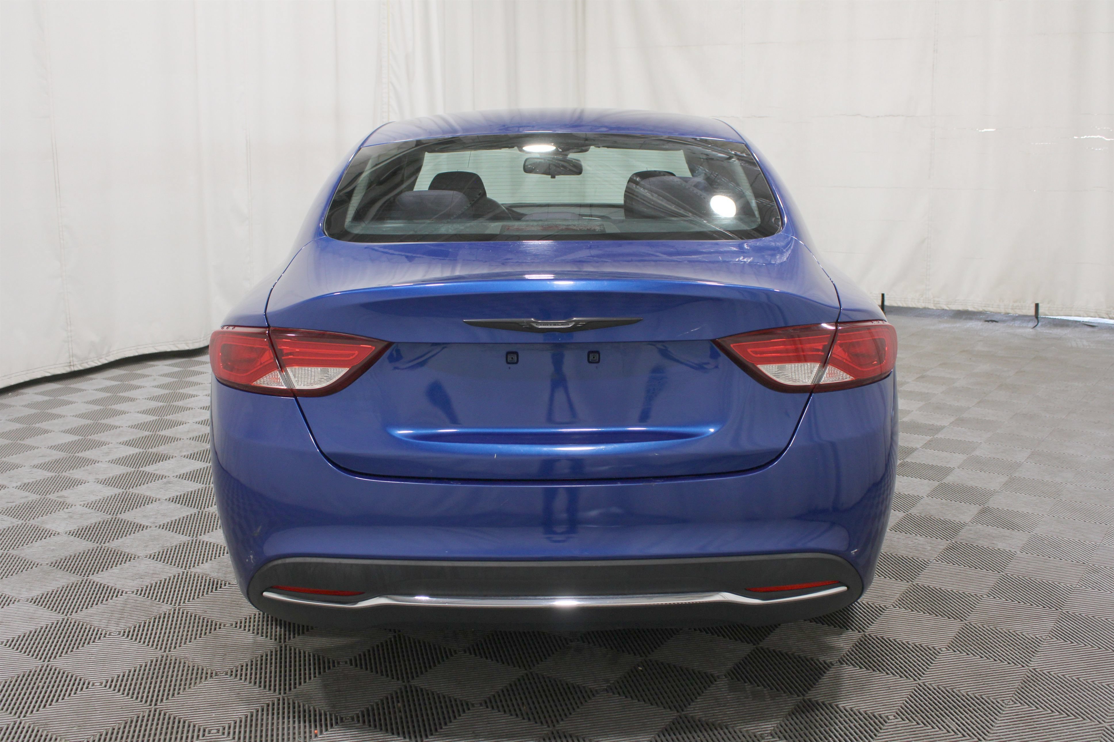 Used 2015 Vivid Blue Pearlcoat Chrysler Limited image 25