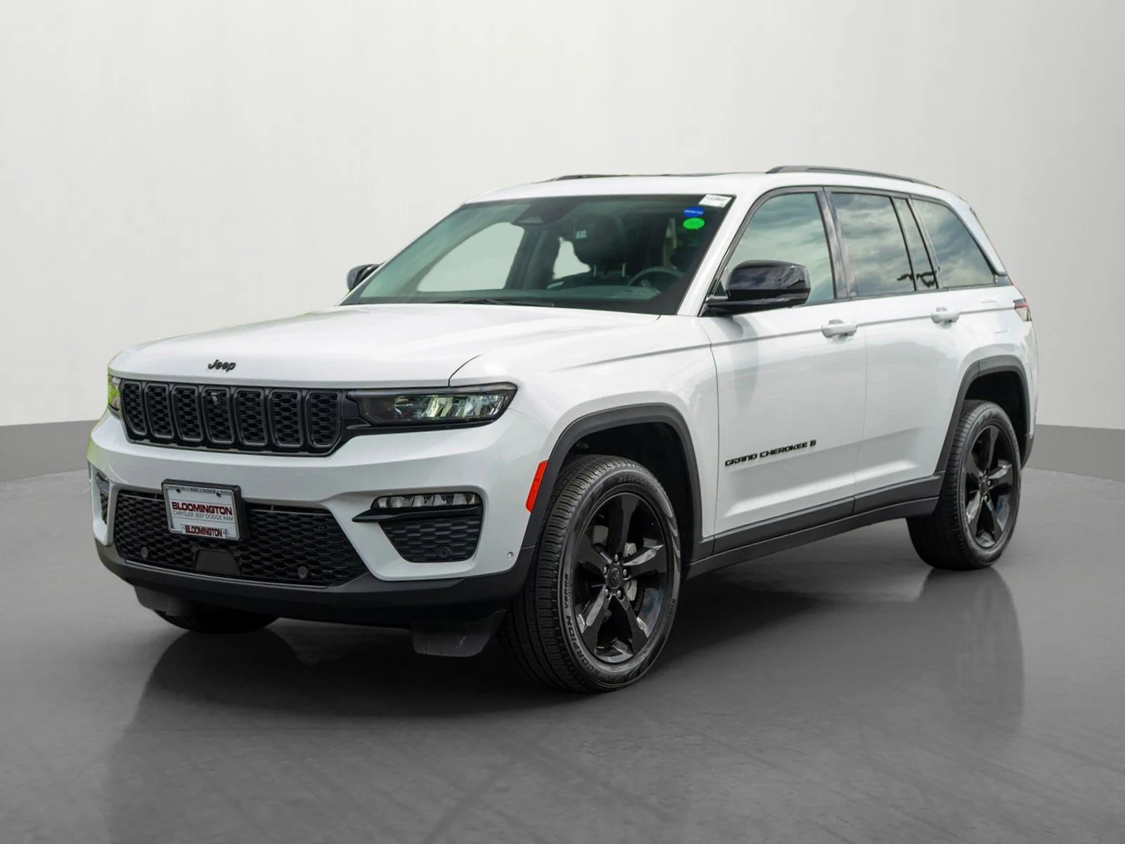 Used 2023 Bright White Clearcoat Jeep Limited image 3