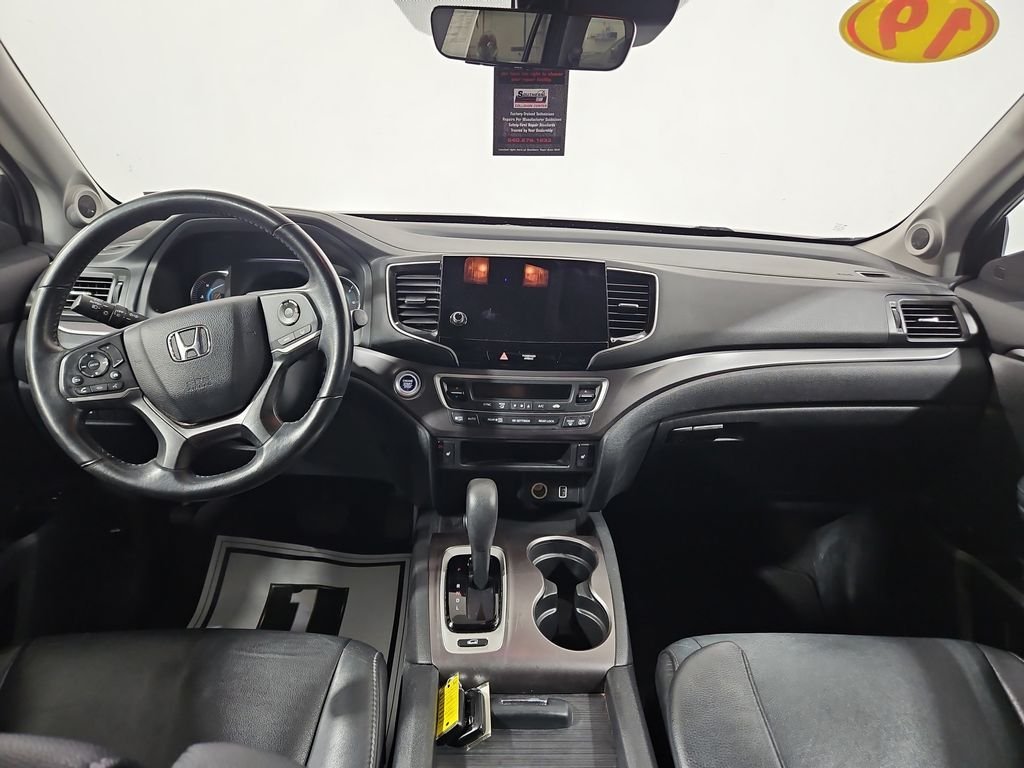 Used 2019  Honda EX-L image 12