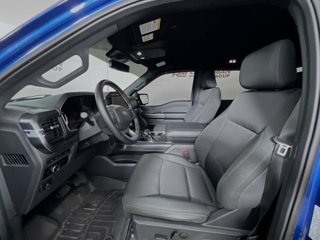Used 2023 Blue Ford XLT image 9