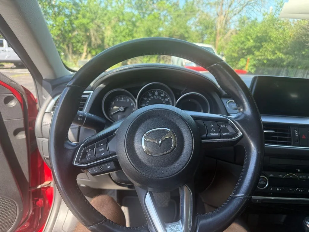 Used 2017 Soul Red Metallic Mazda Touring image 7