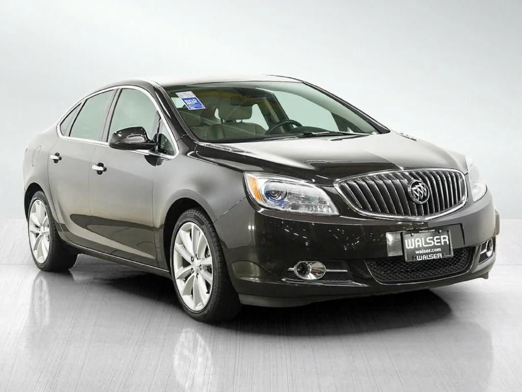 Used 2014 MOCHA BRONZE METALLIC Buick 4dr Sdn image 7