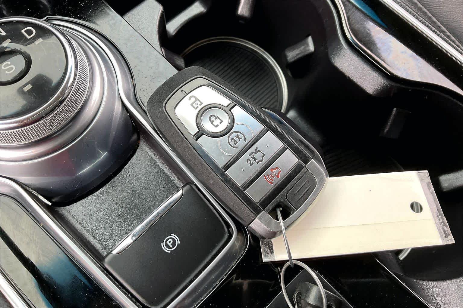 Used 2019 Ingot Silver Metallic Ford Titanium image 14