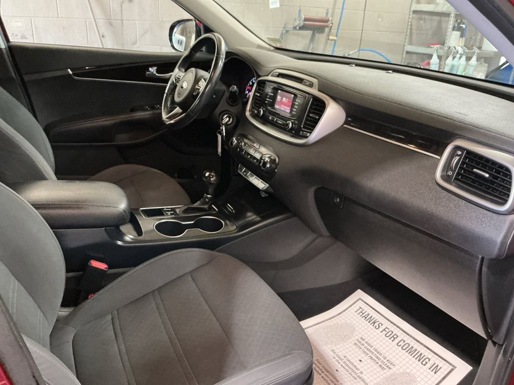 Used 2016 Red Kia LX image 25