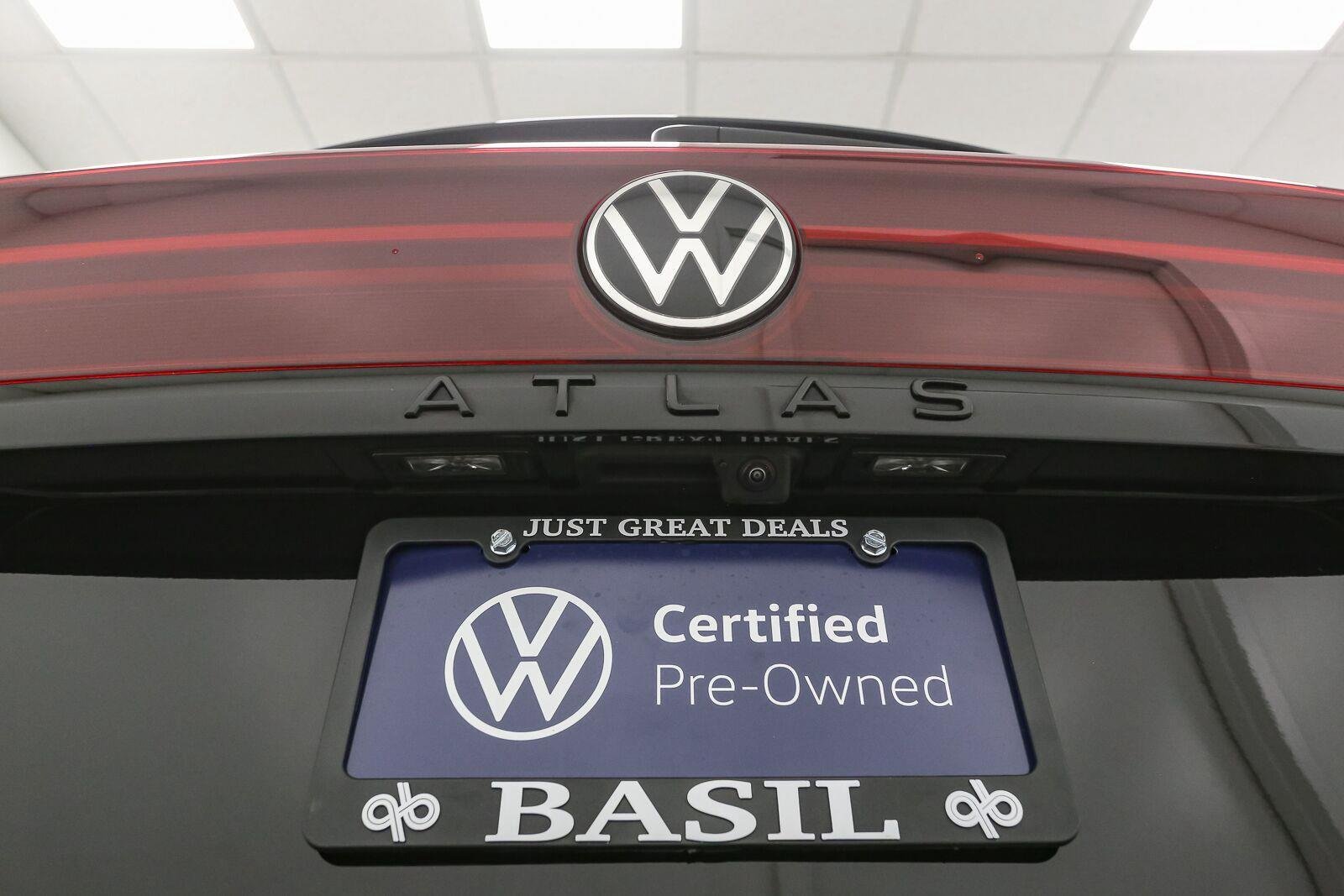 Used 2026 Deep Black Pearl Volkswagen 2.0T SEL R-Line Black image 15