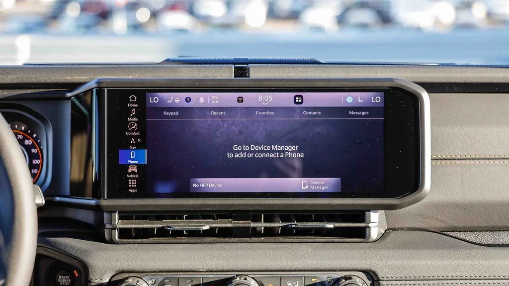 New 2026 Purple Jeep Sahara image 17