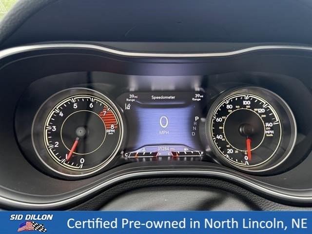 Used 2022 Diamond Black Crystal Pearlcoat Jeep Latitude Lux image 13
