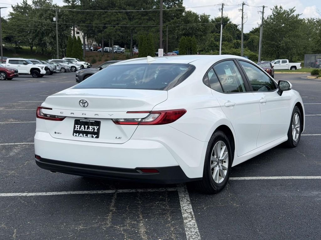 Used 2025 White Toyota LE image 20