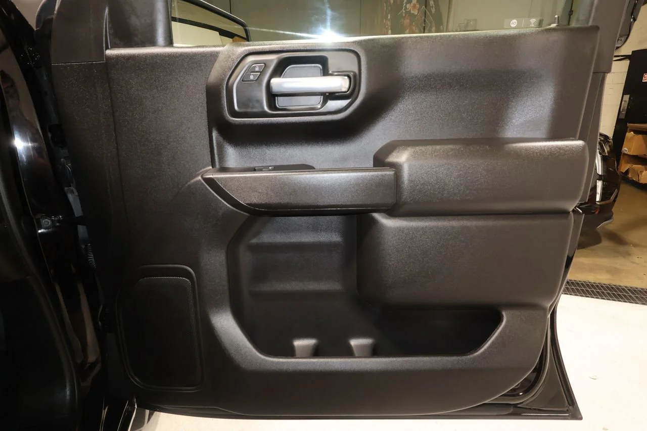 Used 2024 Onyx Black GMC Pro image 18