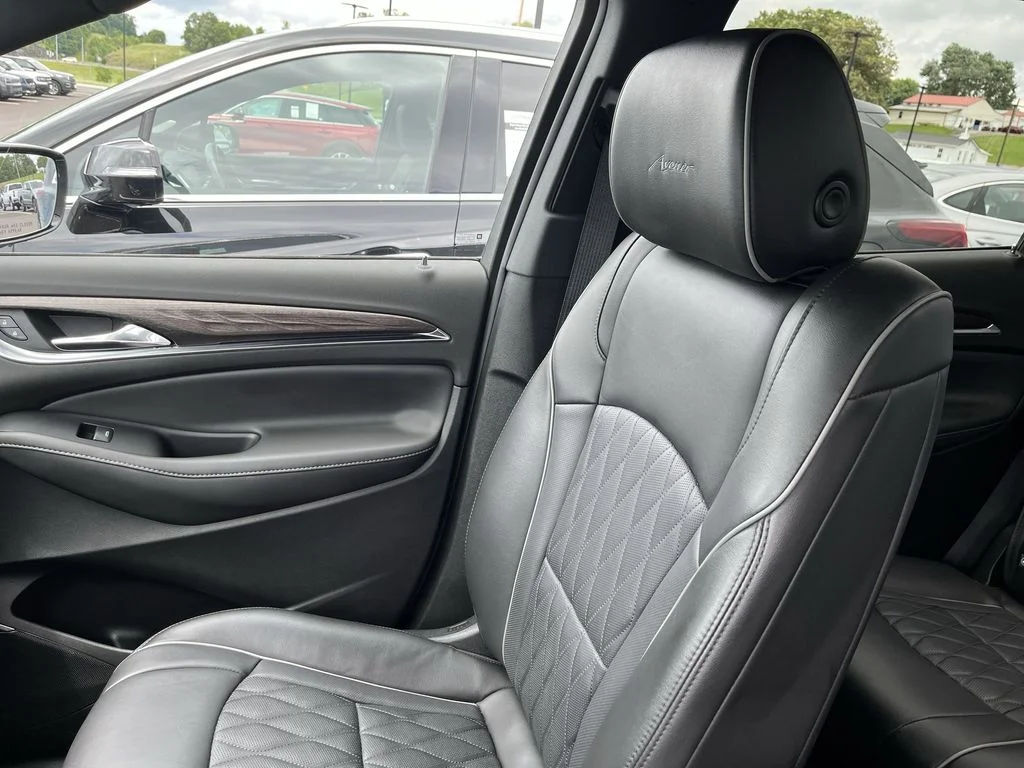Used 2023 Black Buick Avenir image 24