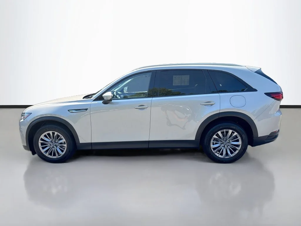 Certified Used 2024 Platinum Mazda Preferred image 4