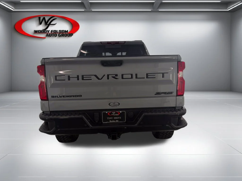 Used 2024 Gray Chevrolet ZR2 image 6