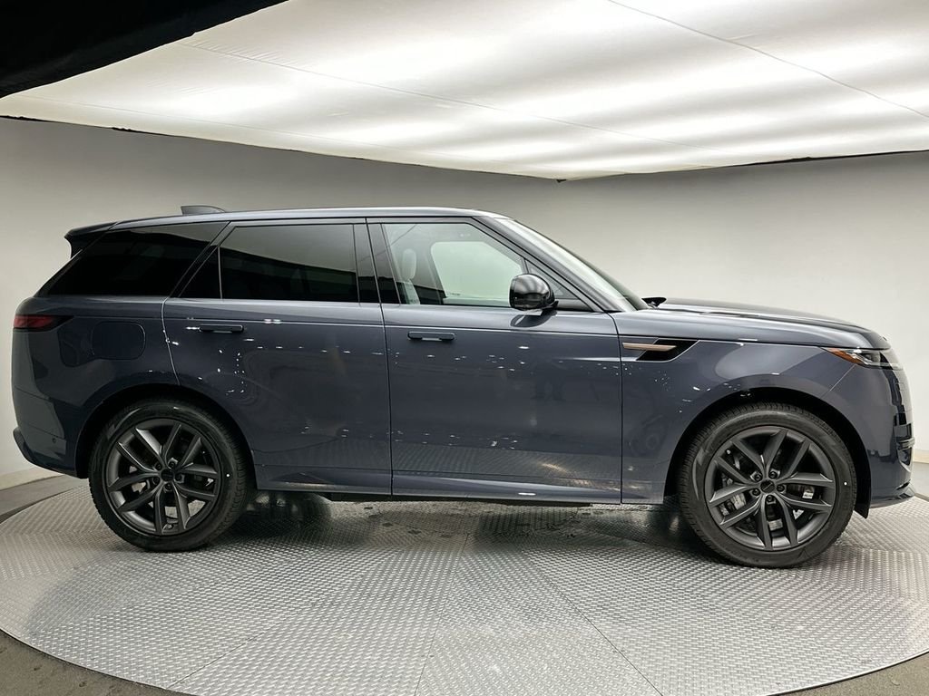 Used 2026 Varesine Blue Metallic Land Rover Dynamic SE image 12