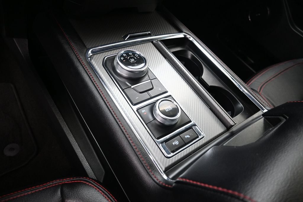 Used 2019 Gray Ford Limited image 3