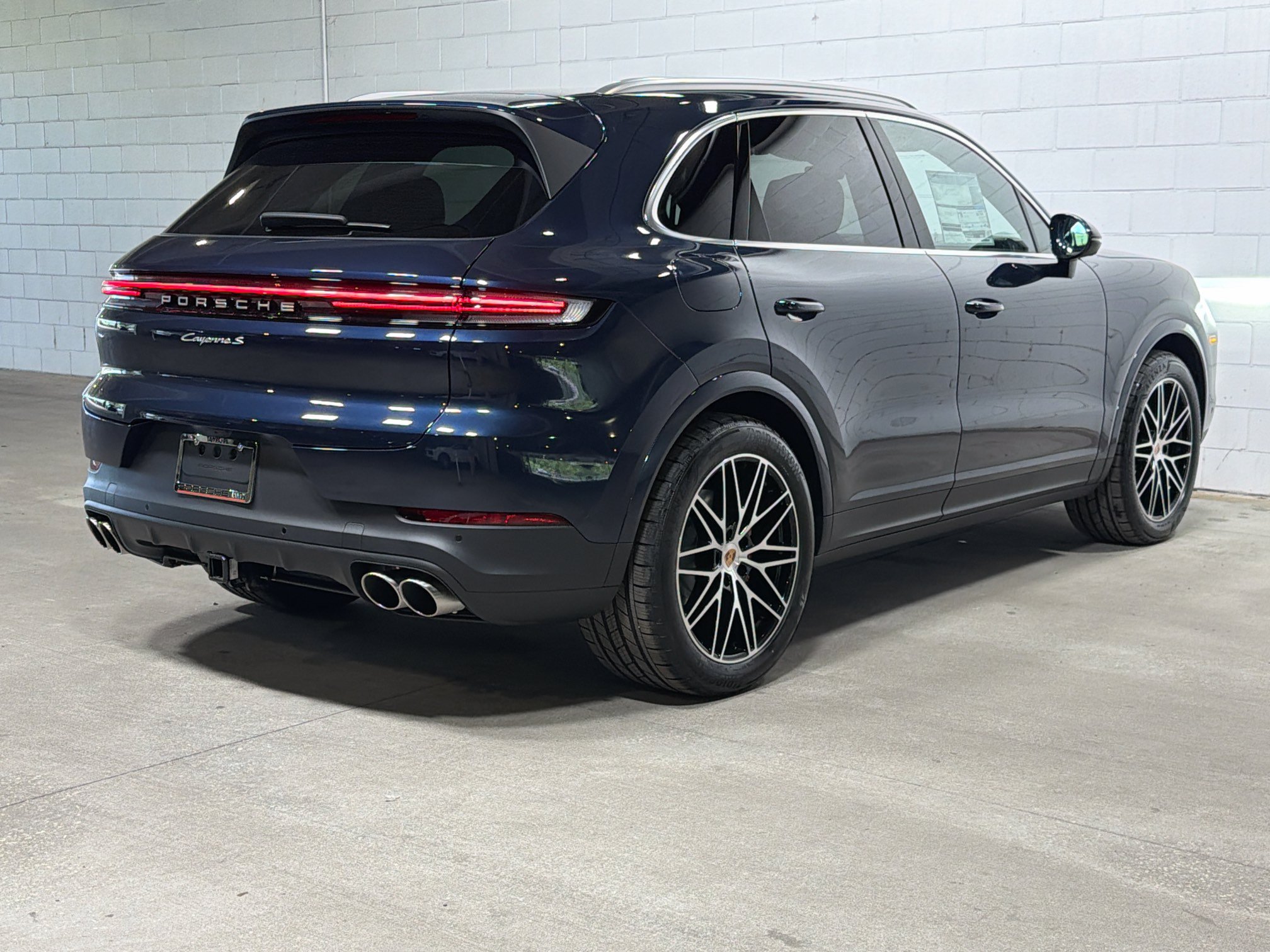 New 2026 Algarve Blue Metallic Porsche S image 7