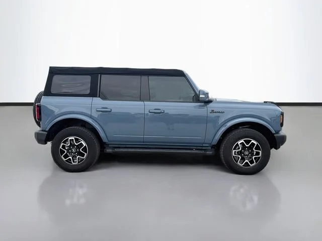 Used 2023 Azure Gray Metallic Tri-Coat Ford Outer Banks image 6