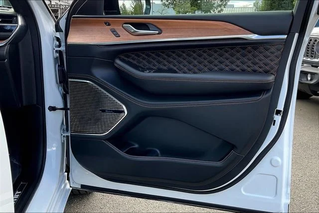 2025 Jeep Grand Cherokee Summit Reserve - Photo 25