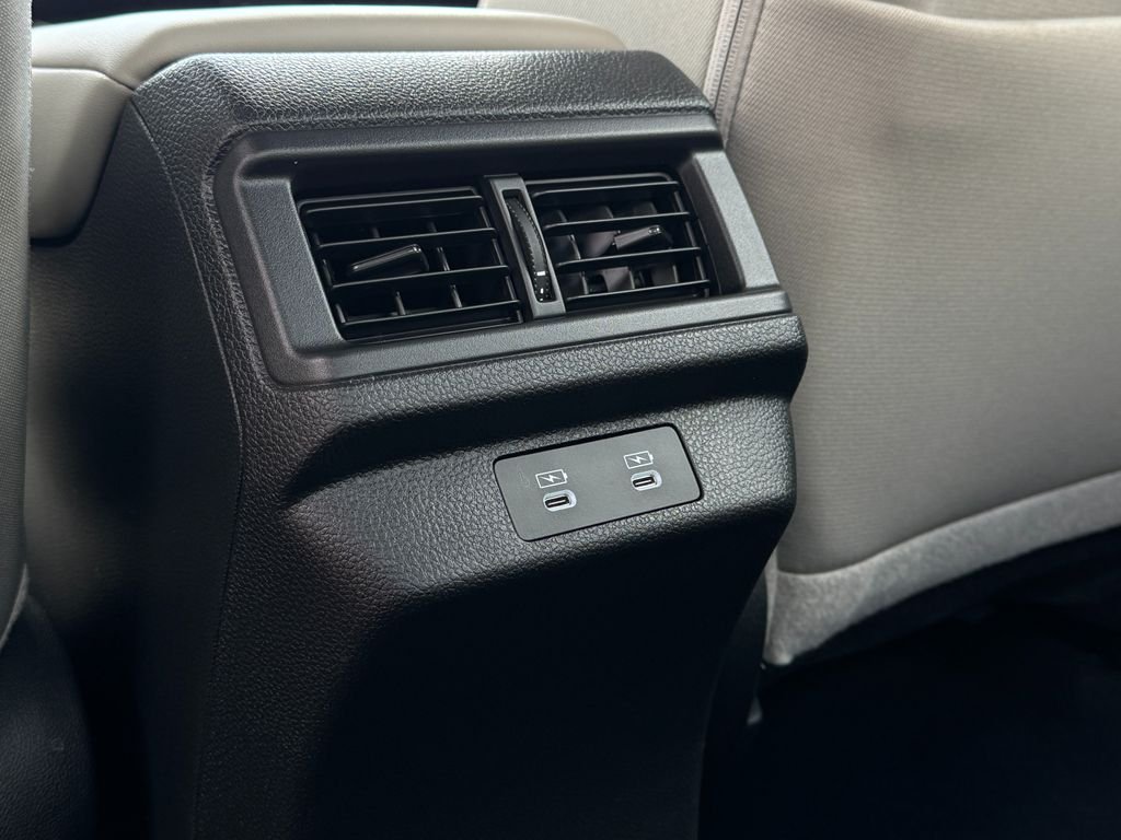 2025 Honda Accord SE - Photo 15
