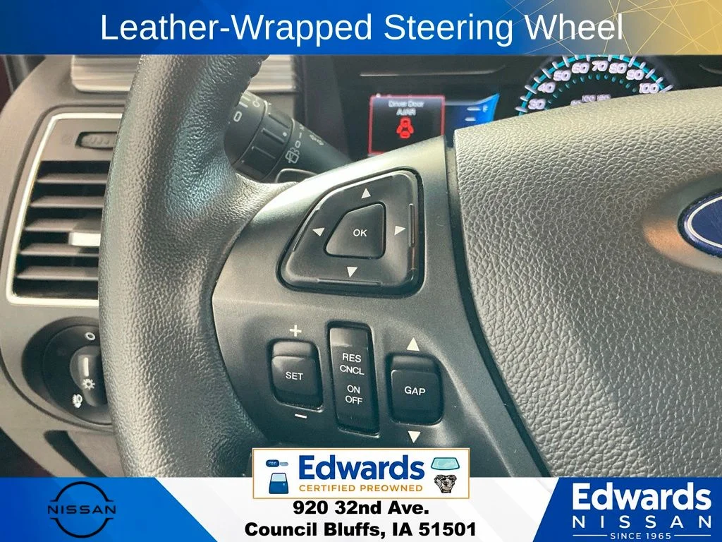 Used 2019 Red Ford Limited image 29