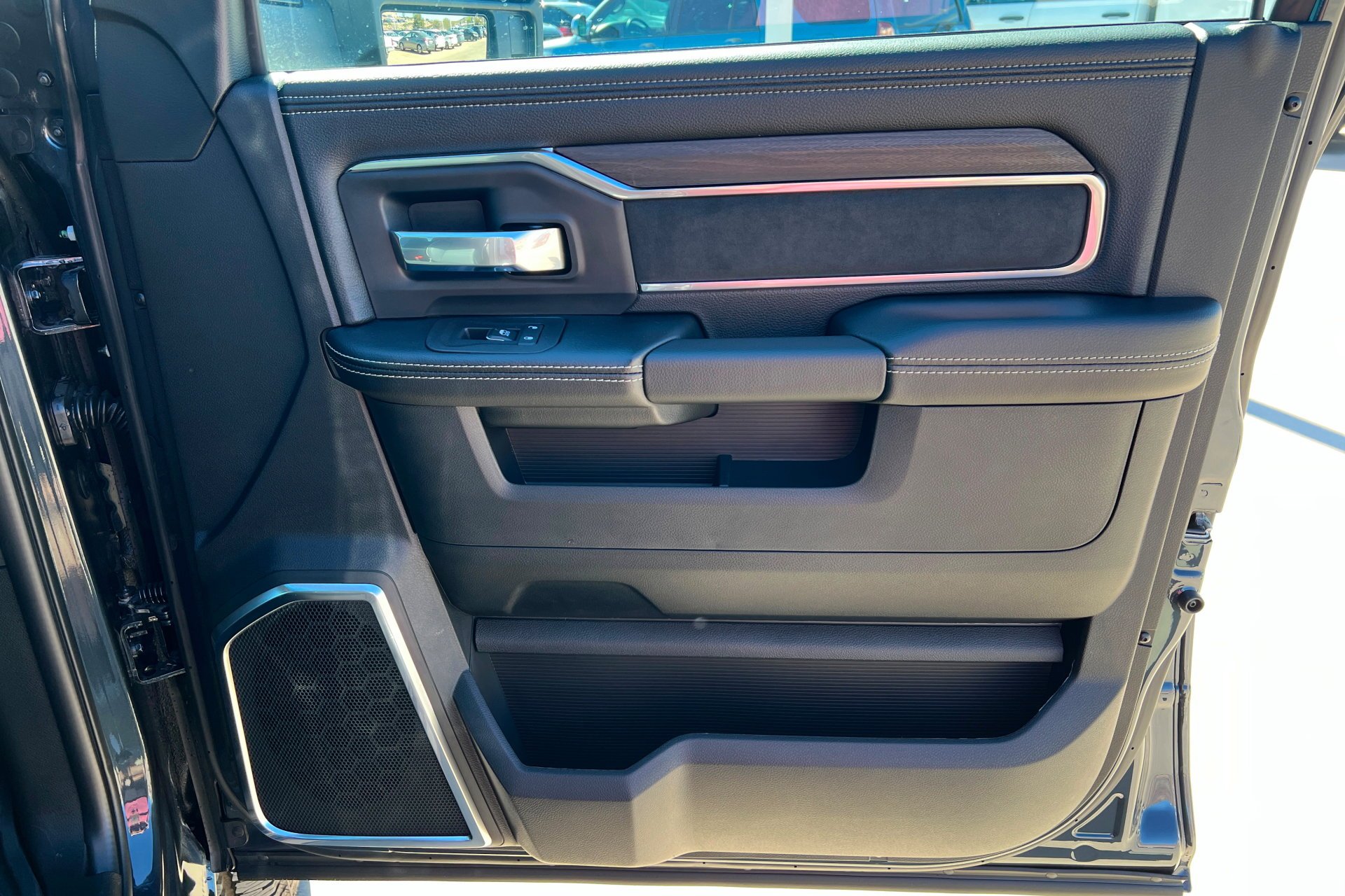 New 2026 Forged Blue Metallic Exterior Paint RAM Laramie image 23
