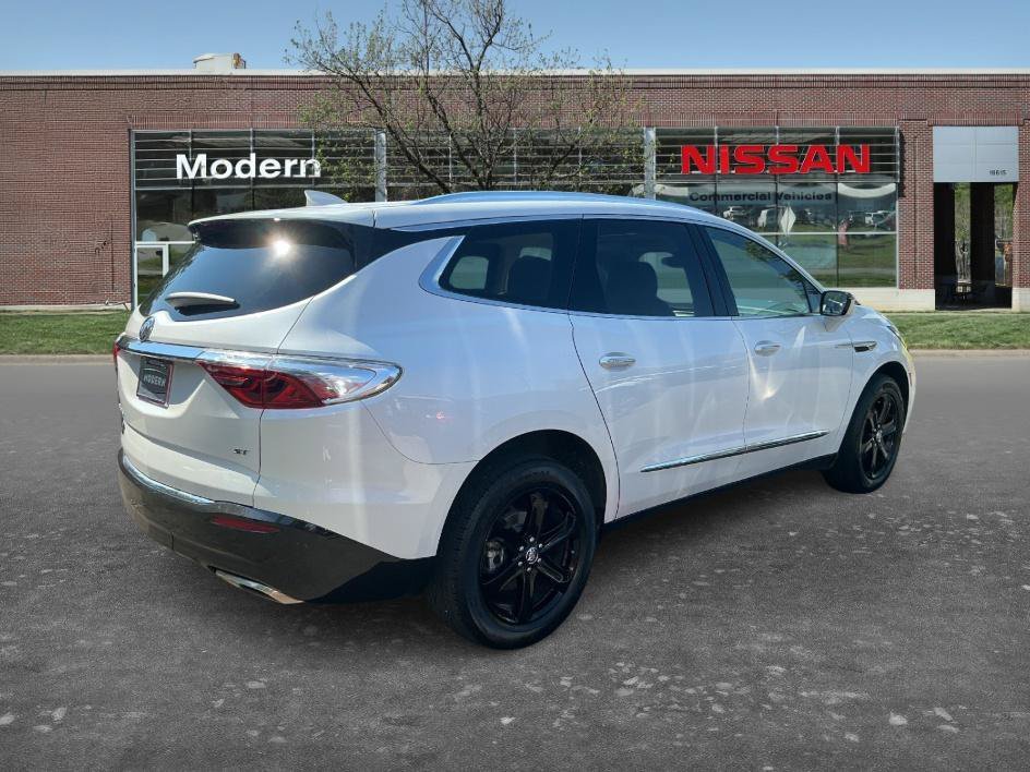 Used 2024 White Frost Tricoat Buick Essence image 4