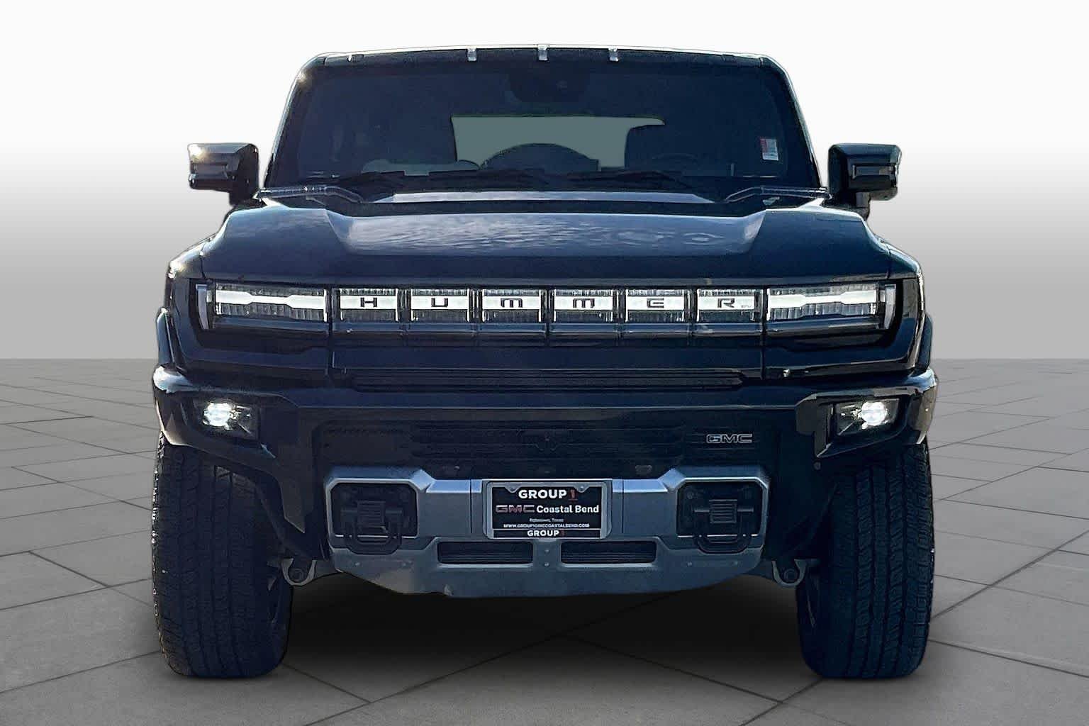 Used 2025 Void Black GMC 2X image 3