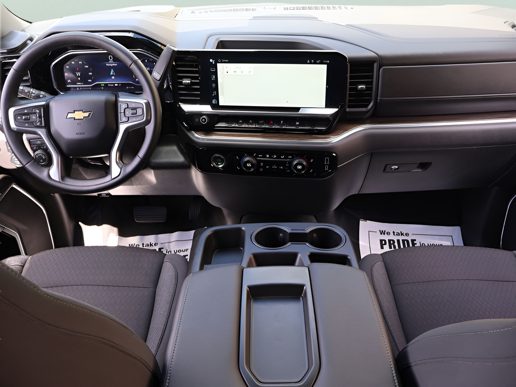 Used 2024 Gray Chevrolet LT image 12
