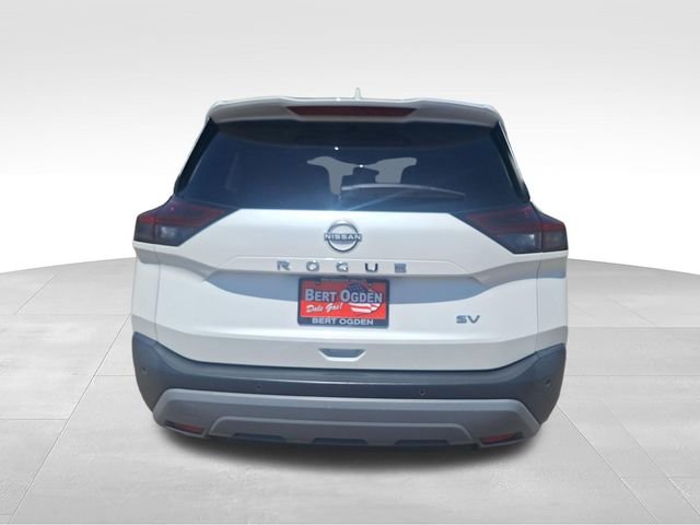 Used 2023 White Nissan SV image 7