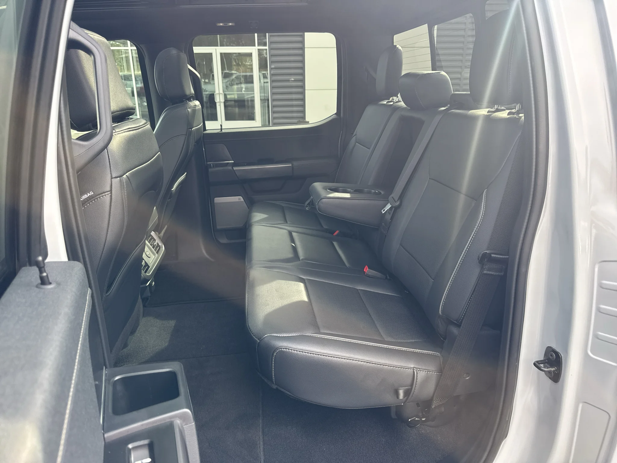 Certified Used 2025 Space White Metallic Ford LARIAT image 15