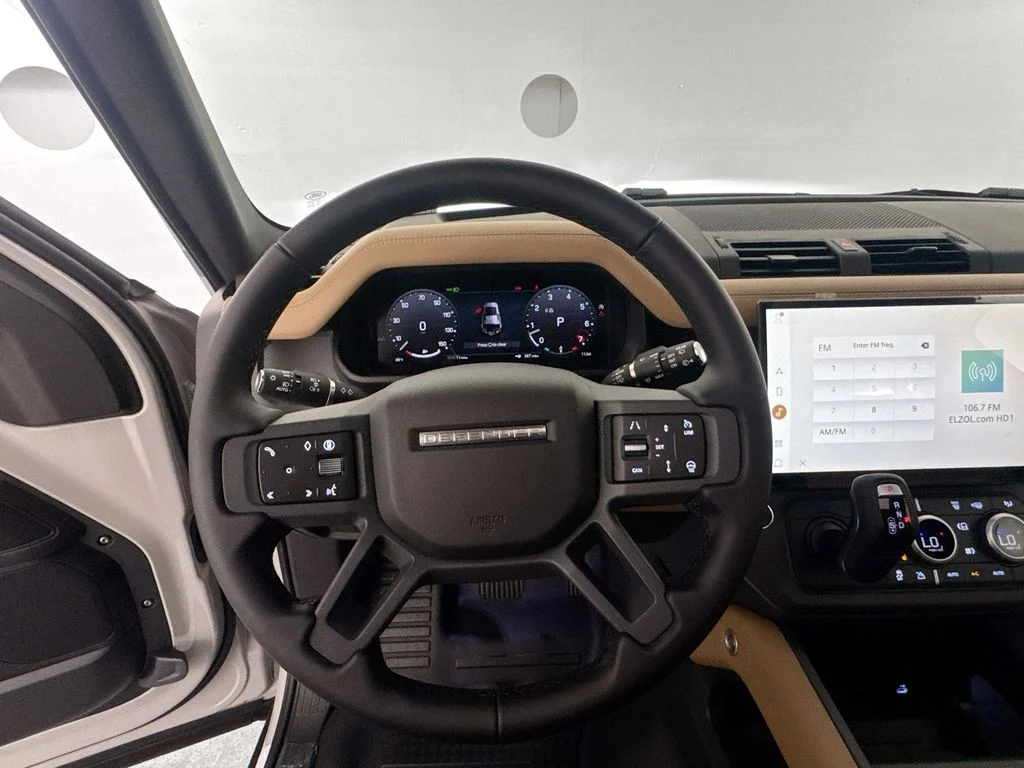 New 2026 Borasco Grey Land Rover X-Dynamic SE image 11