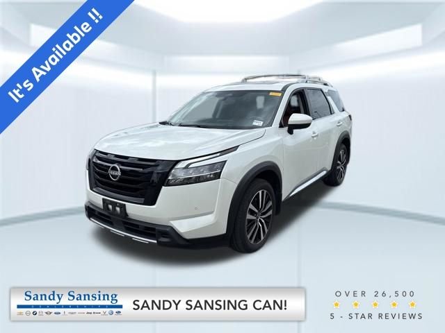 2024 Nissan Pathfinder Platinum 2WD's photo