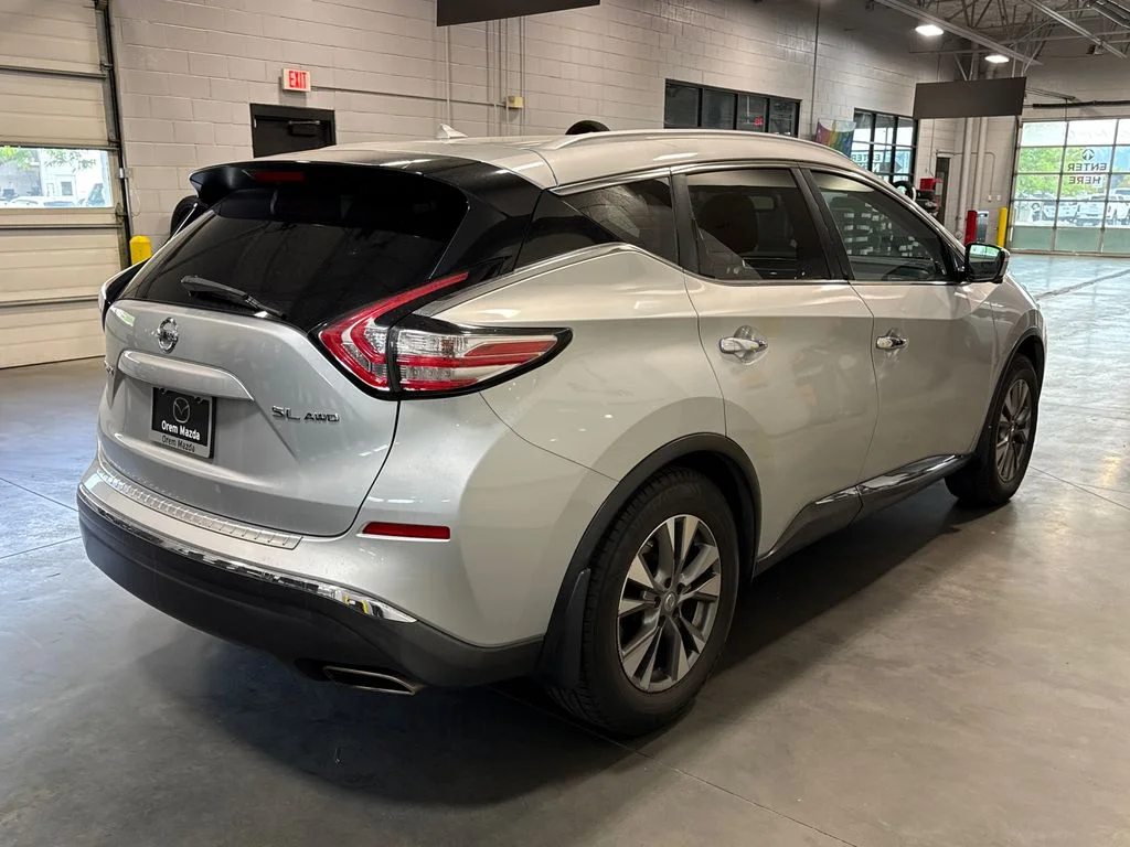 Used 2015 Silver Nissan SL image 4