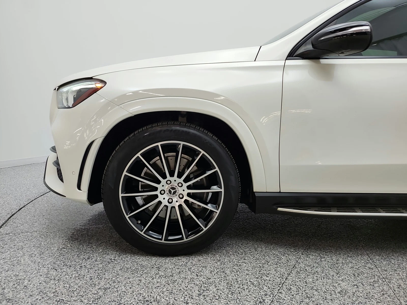 Certified Used 2020 designo Diamond White Bright Mercedes-Benz GLE 450 4MATIC® SUV image 22