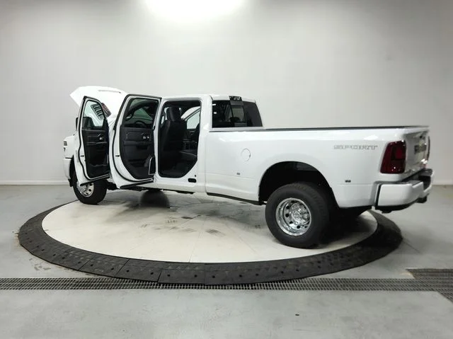 New 2026 Bright White Clear-Coat Exterior Paint RAM Laramie image 14