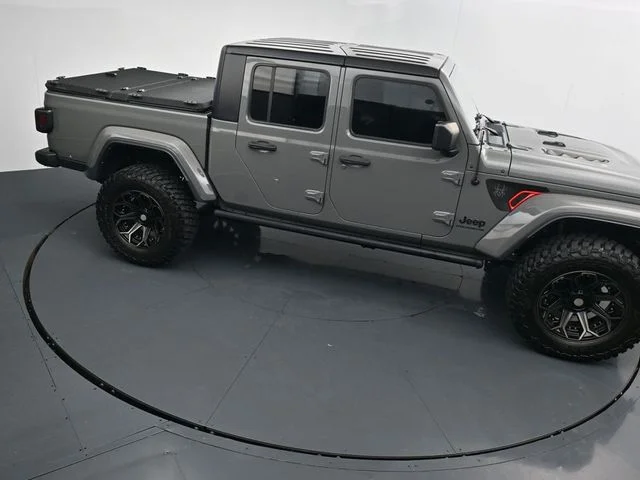 Used 2023 Gray Jeep Sport S image 29