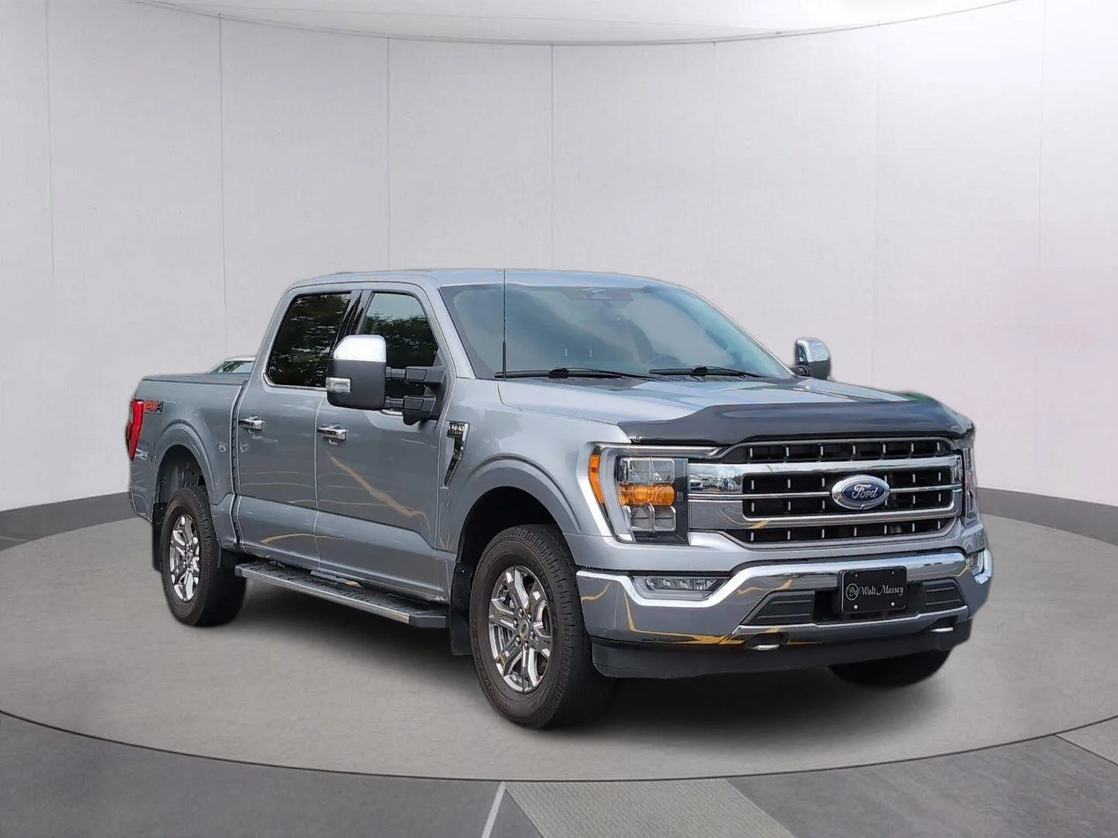 Used 2023 Iconic Silver Ford LARIAT image 8