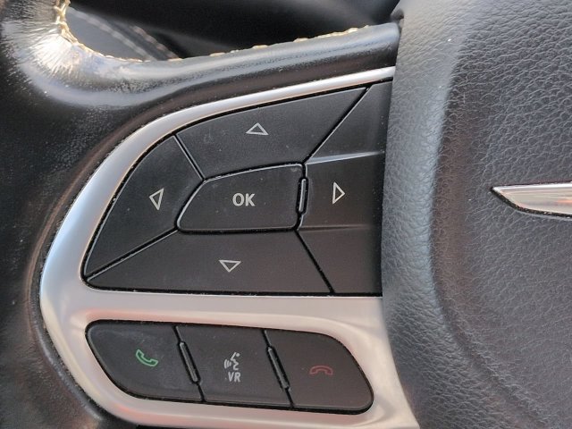 Used 2021 Silver Chrysler Touring L image 23