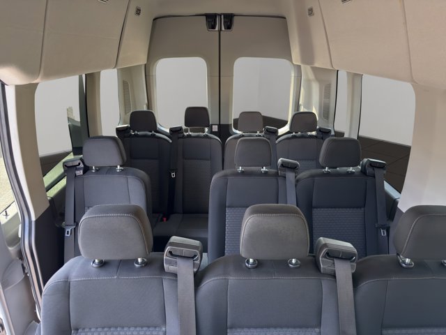 Used 2023 White Ford XL image 27