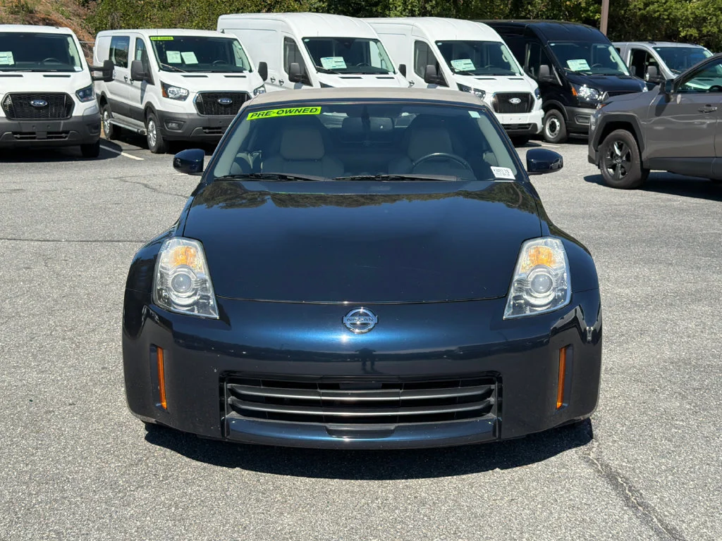 Used 2007 Blue Nissan Touring image 2