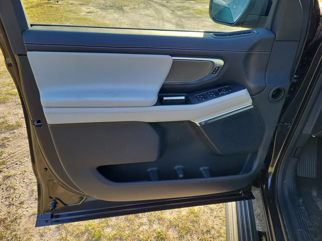 New 2026 Dark Matter Gray Metallic Ford MAX Platinum® image 6