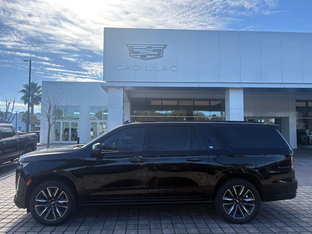 2022 Cadillac Escalade ESV