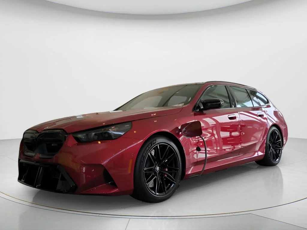 2026 BMW M5 M5 Touring's photo