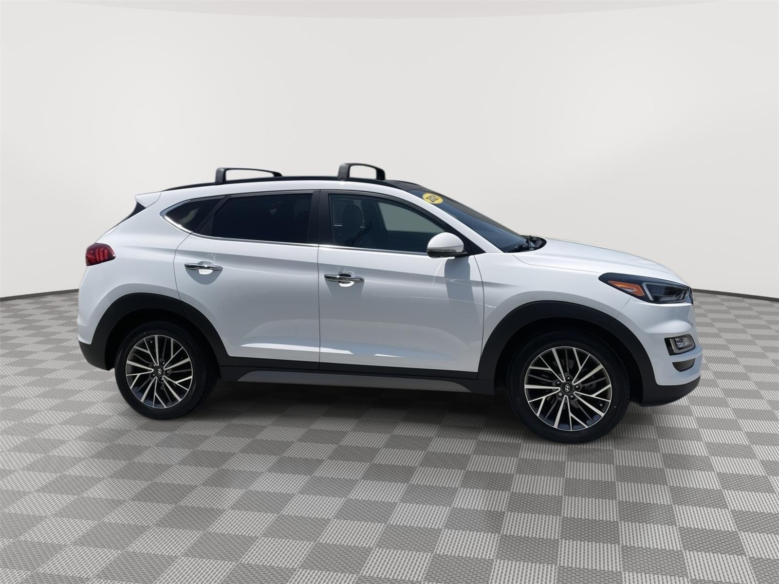 Used 2021 Winter White Hyundai Ultimate image 3