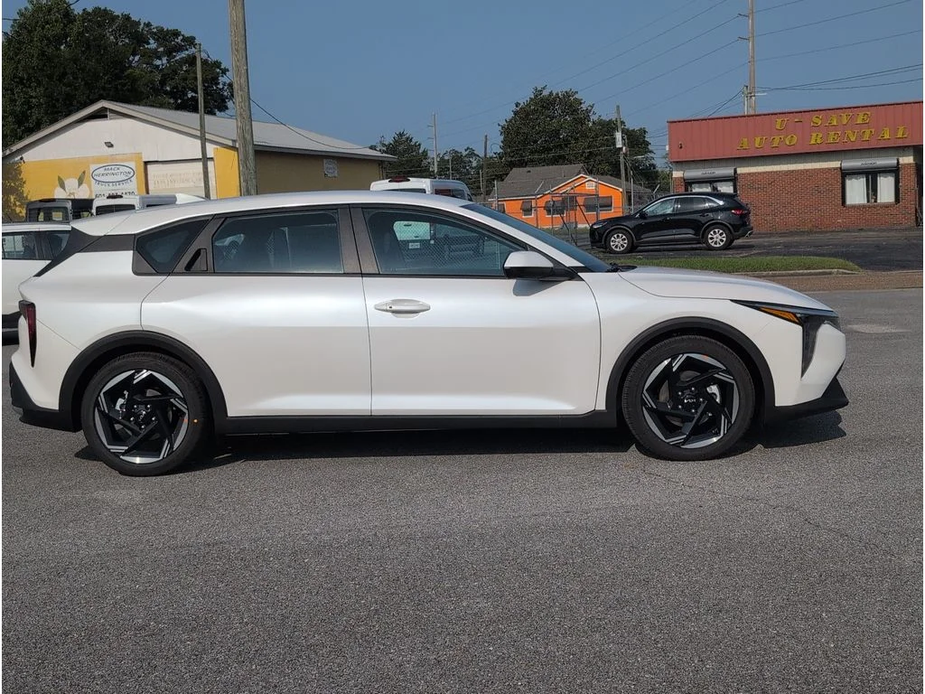 New 2026 Snow White Pearl Kia EX image 6