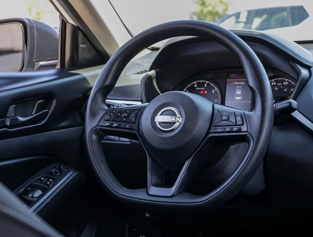 Used 2024 White Nissan 2.5 S image 22