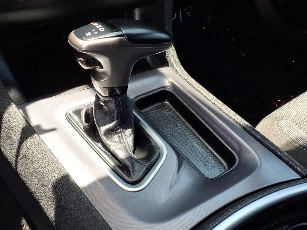 Used 2022 Gray Dodge SXT image 19