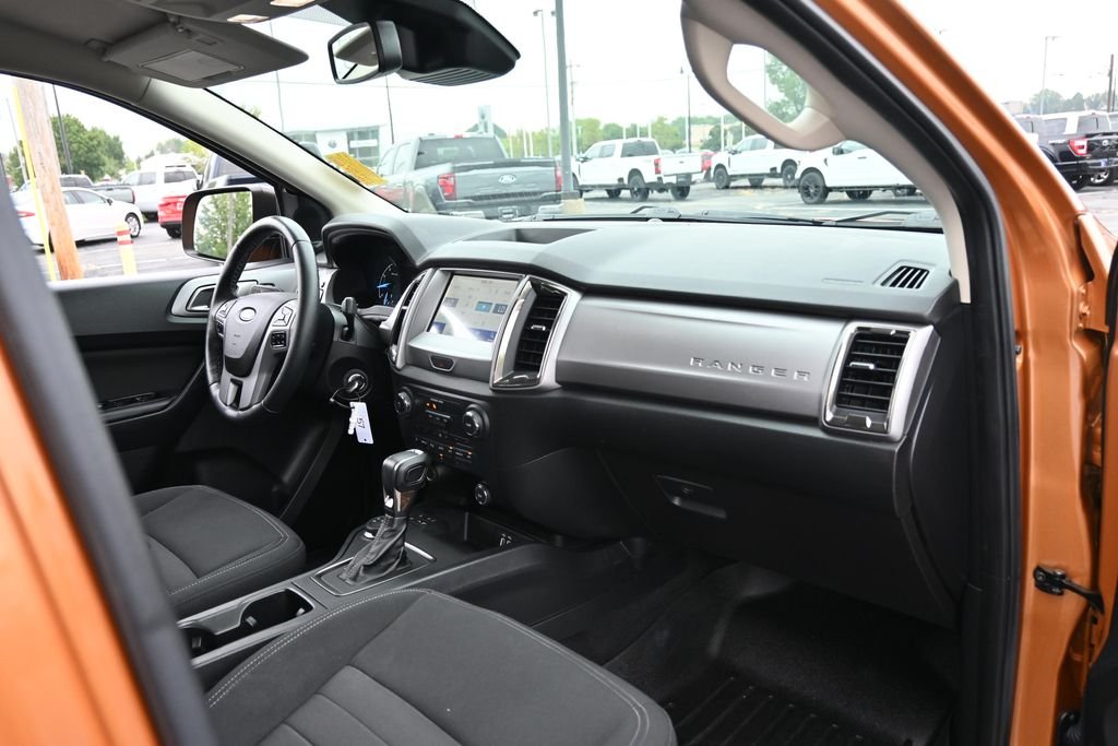 Certified Used 2019 Saber Metallic Ford XLT image 20