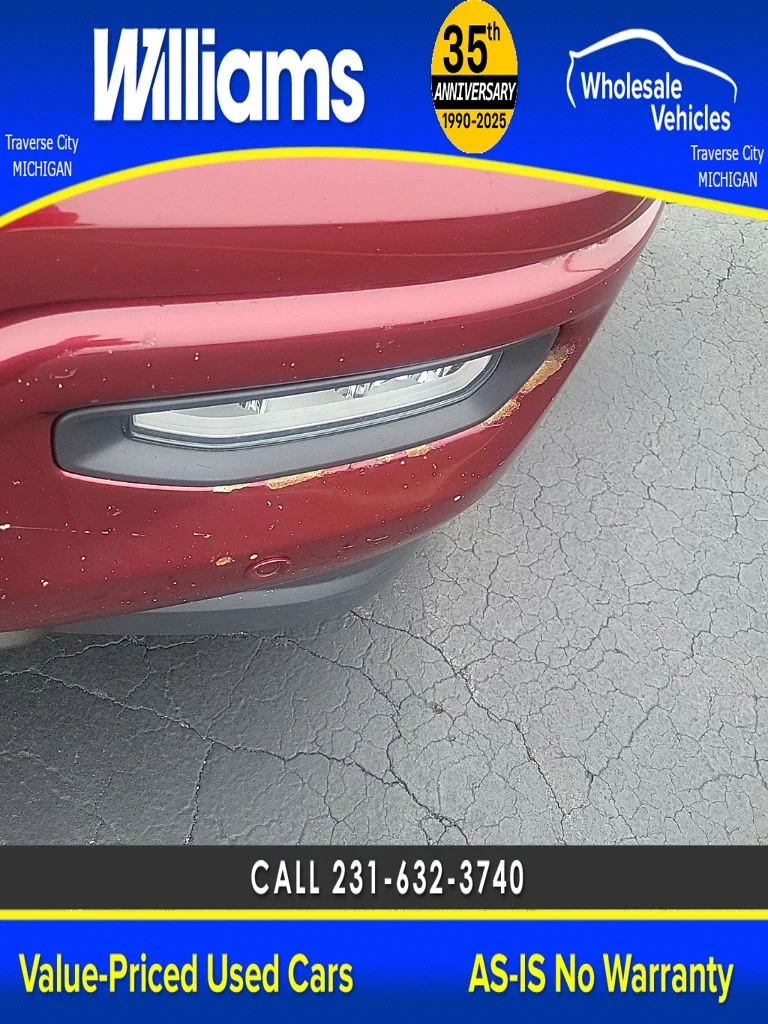 Used 2016 Crimson Red Tintcoat GMC SLT image 3