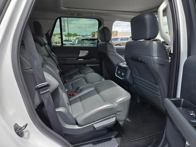 Used 2025 White Ford Active image 21
